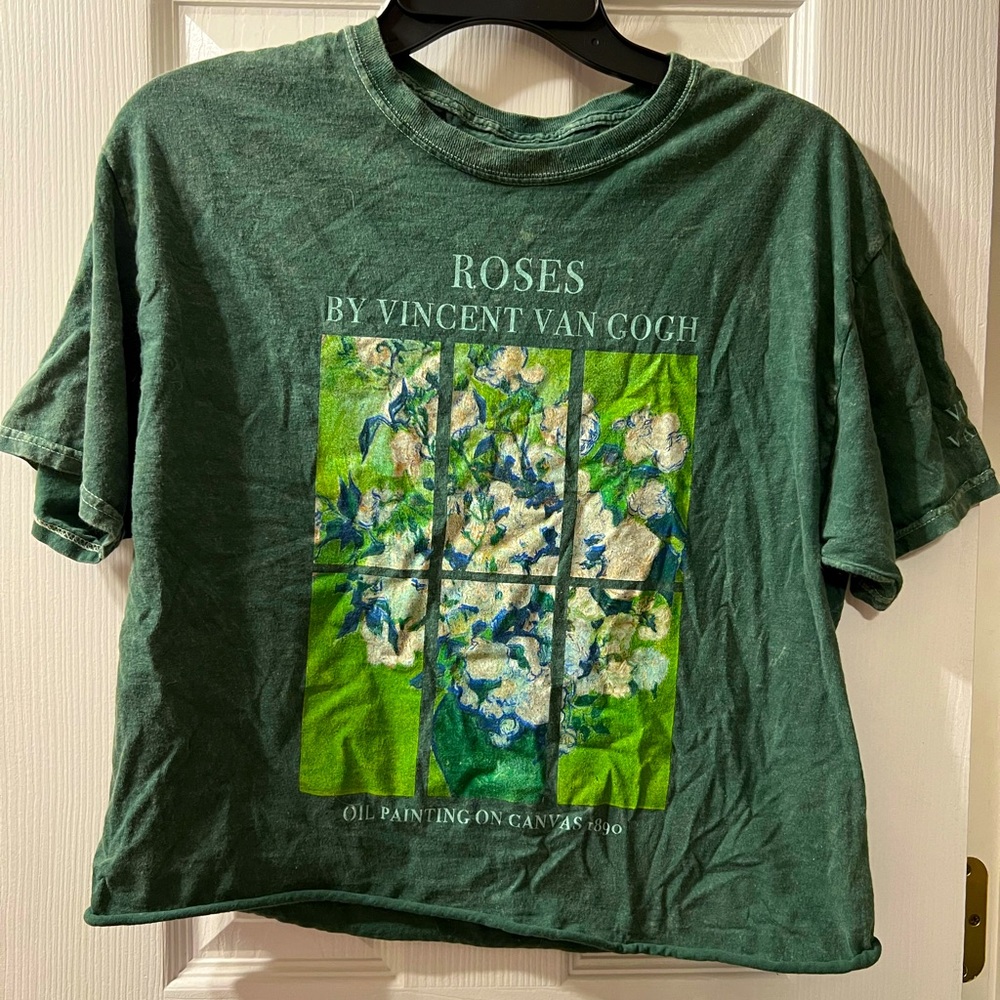 Graphic Crop Tee